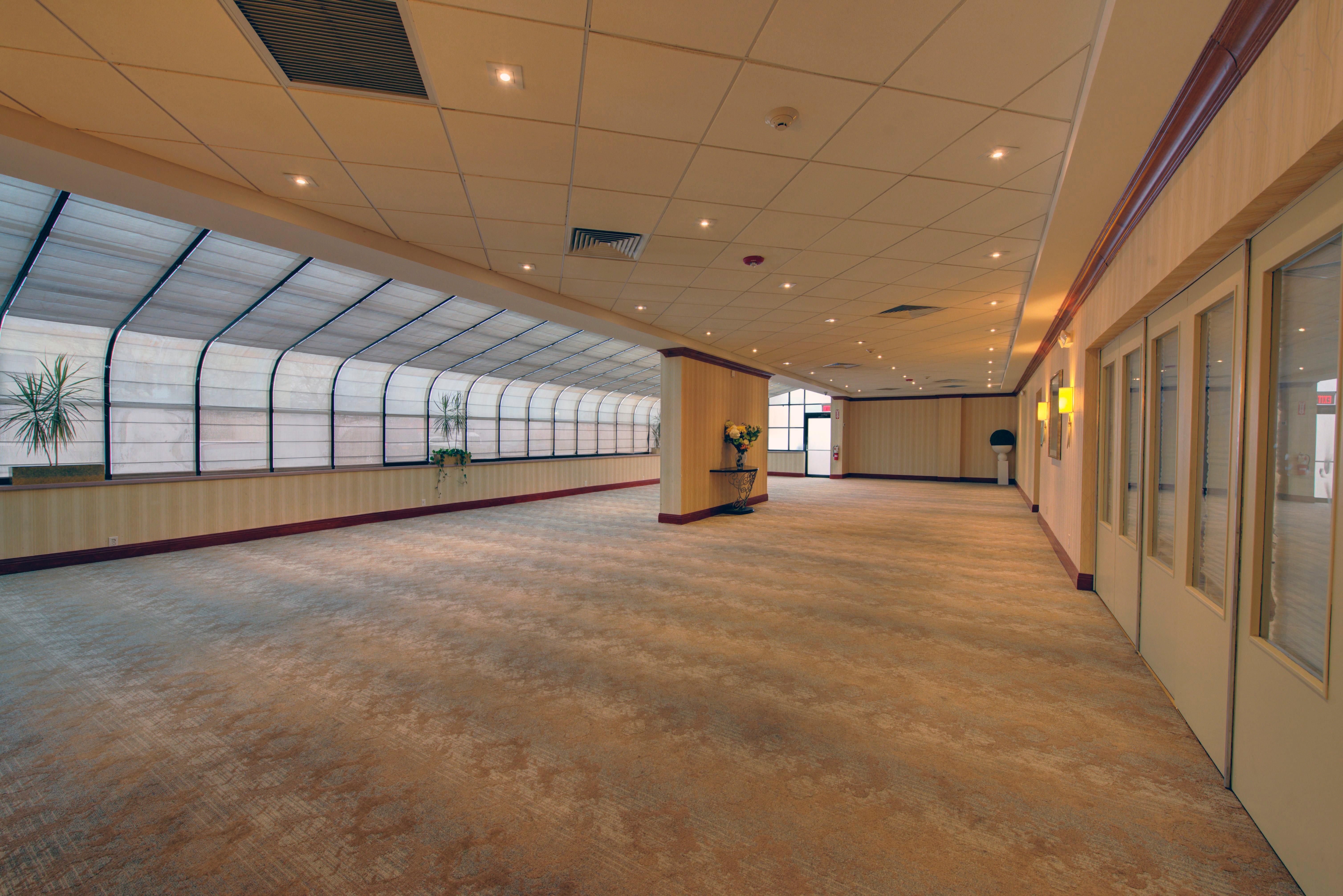 Holiday Inn Plainview-Long Island By Ihg Экстерьер фото